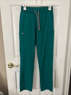 Landau Teal Drawstring Cargo Joggers and Top